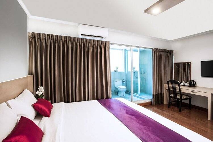The Step Sathon