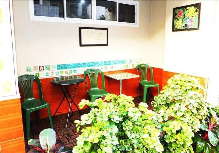 White Orchid Inn