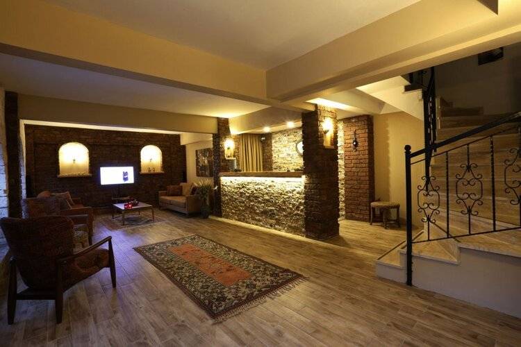 Himm Hotel