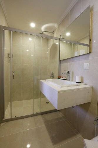 Himm Hotel