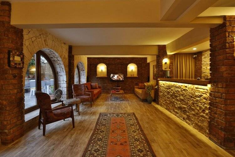 Himm Hotel
