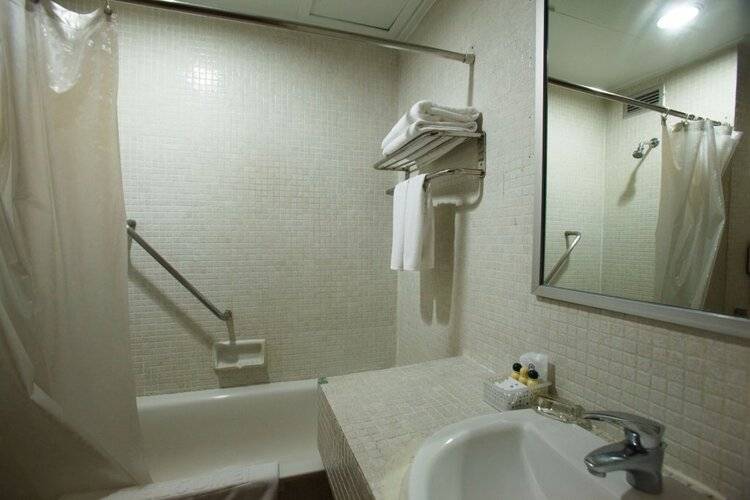 Nana Hotel