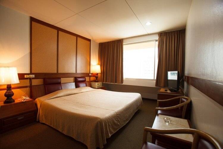 Nana Hotel