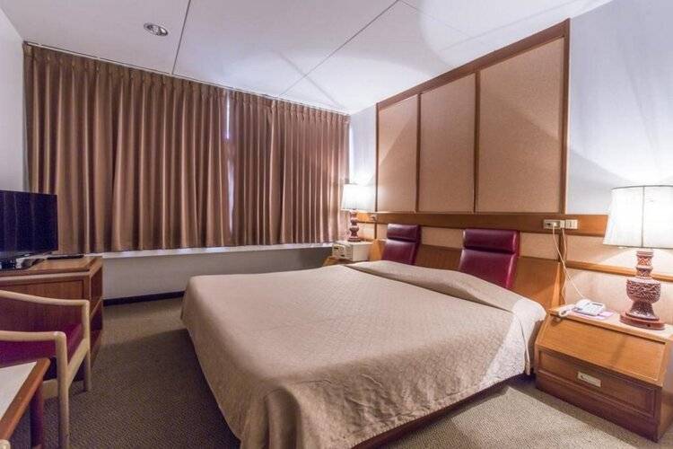 Nana Hotel