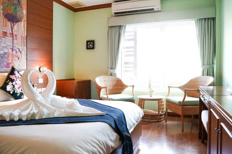 Baan Sukhumvit Soi 18