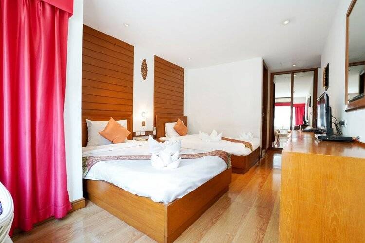 Baan Sukhumvit Soi 18