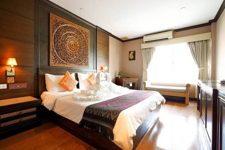 Baan Sukhumvit Soi 18