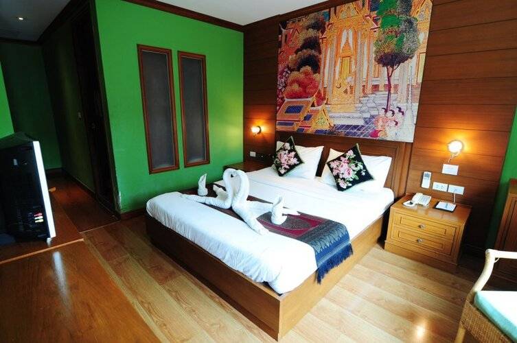 Baan Sukhumvit Soi 18