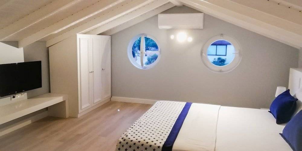 Mavi Kiyi Suites