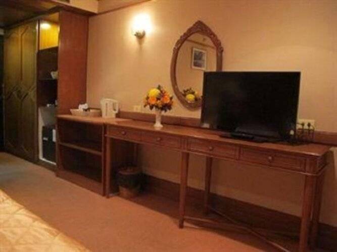 The Promenade Hotel