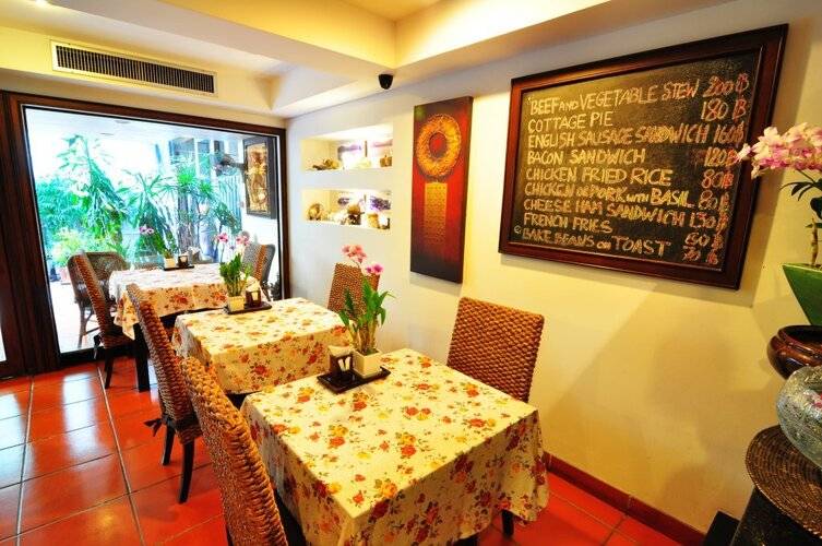 Baan Sukhumvit Soi 20