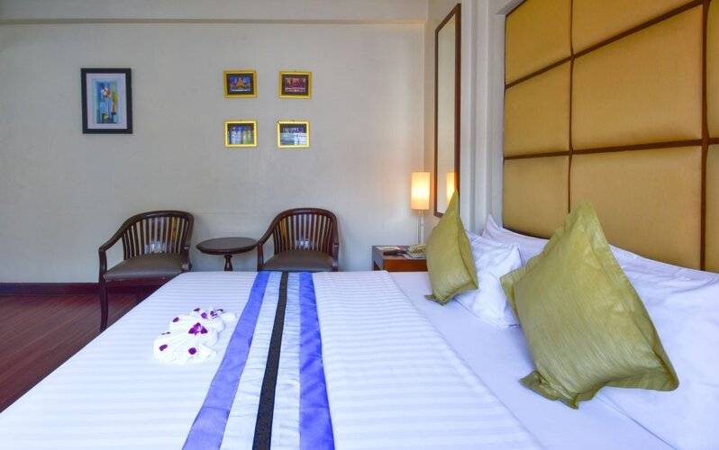 Grand Business Inn