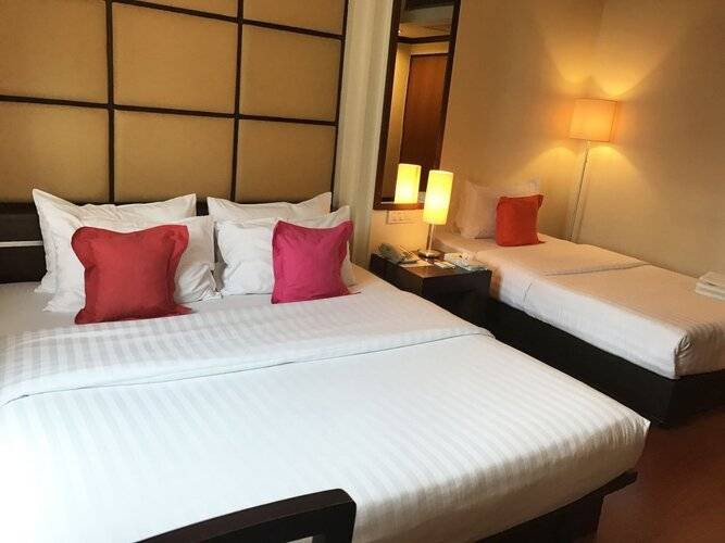 Grand Business Inn