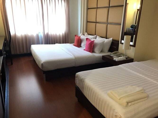 Grand Business Inn
