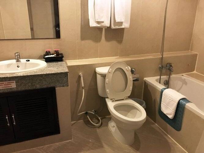 Grand Business Inn