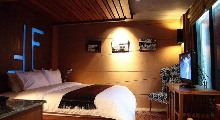 The Fusion Suites