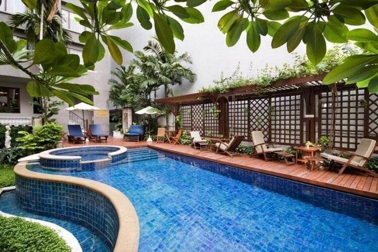 Silom Serene
