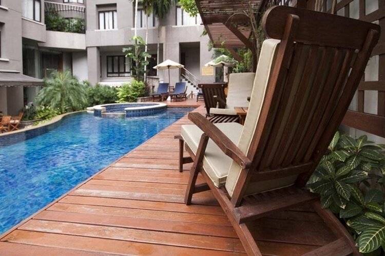 Silom Serene