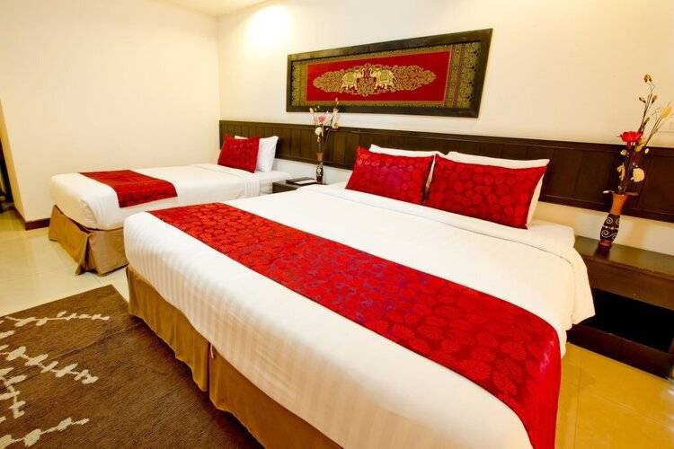 Sinsuvarn Airport Suite