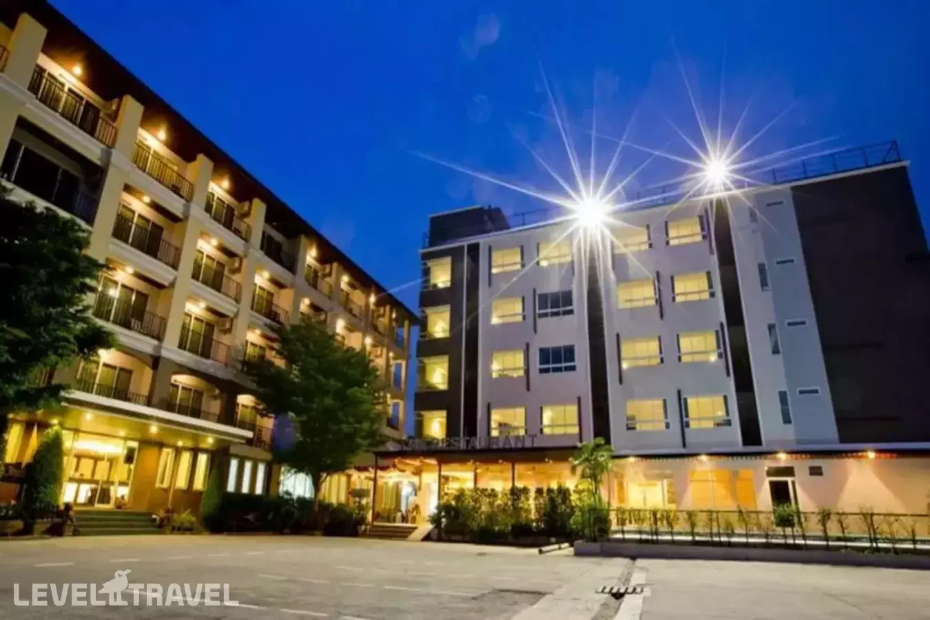 Sinsuvarn Airport Suite