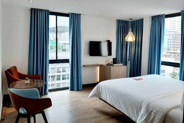 Sacha's Hotel Uno