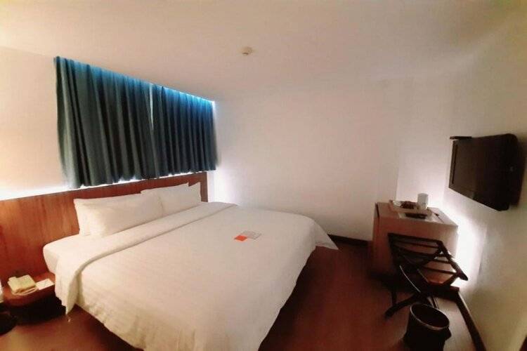 Sacha's Hotel Uno