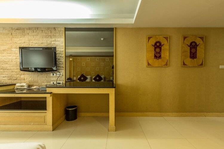 Smart Suites
