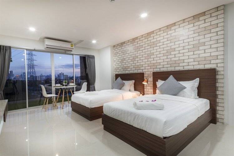 Q Space Residence