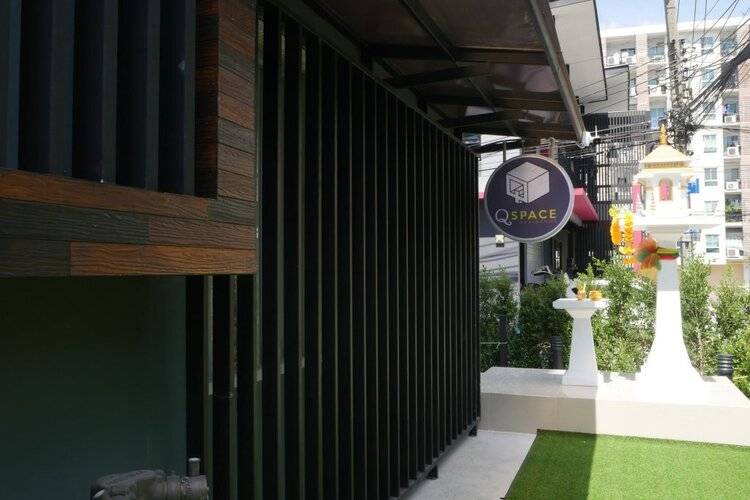Q Space Residence