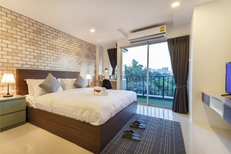 Q Space Residence