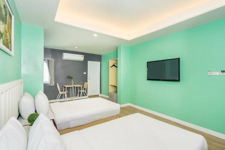 Ratchada Point Hotel