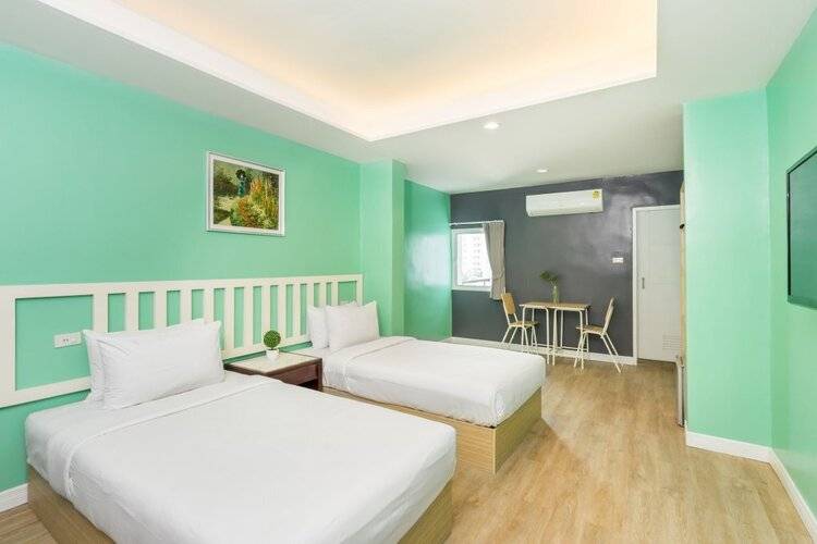 Ratchada Point Hotel