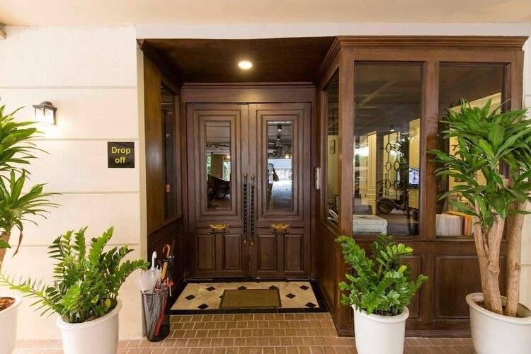 LA49 Hotel