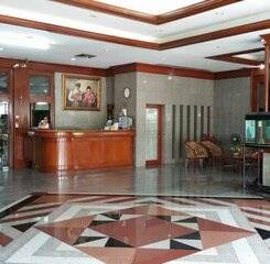 $item['hotel']['name']