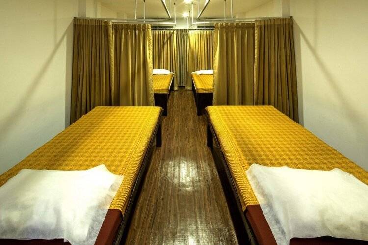 128 Room And Massage