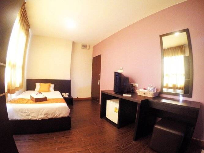 Khaosan Park Resort