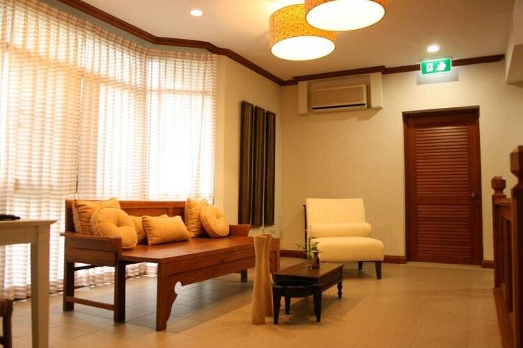NT Place Sukhumvit Suites