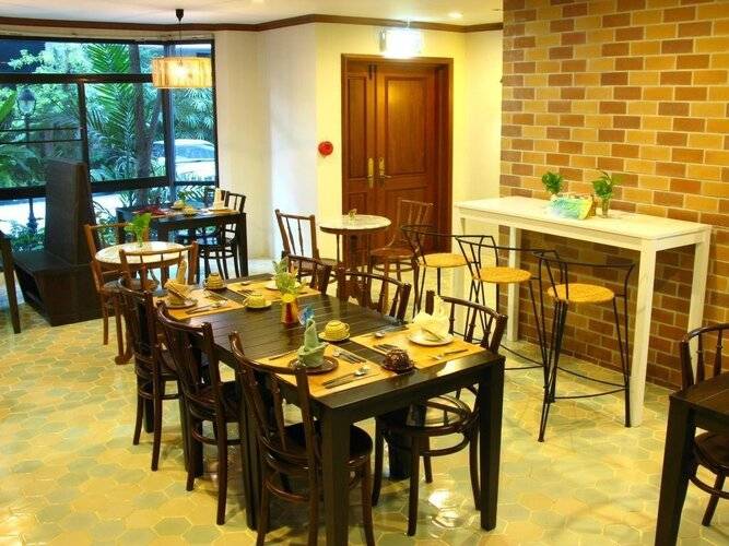 NT Place Sukhumvit Suites