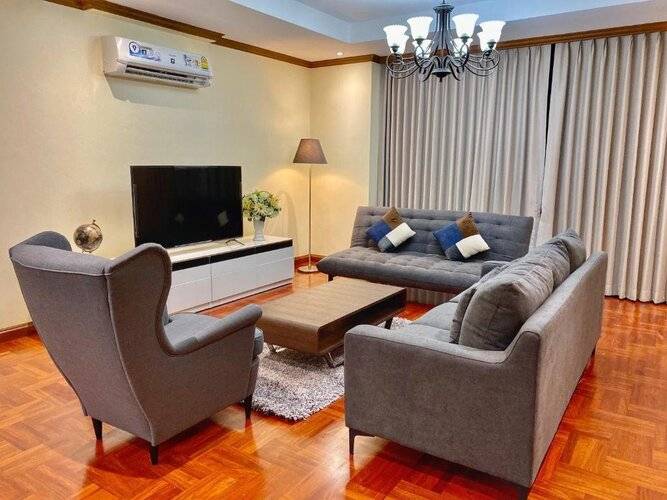 NT Place Sukhumvit Suites