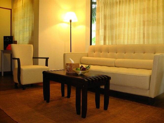 NT Place Sukhumvit Suites