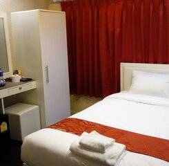 $item['hotel']['name']