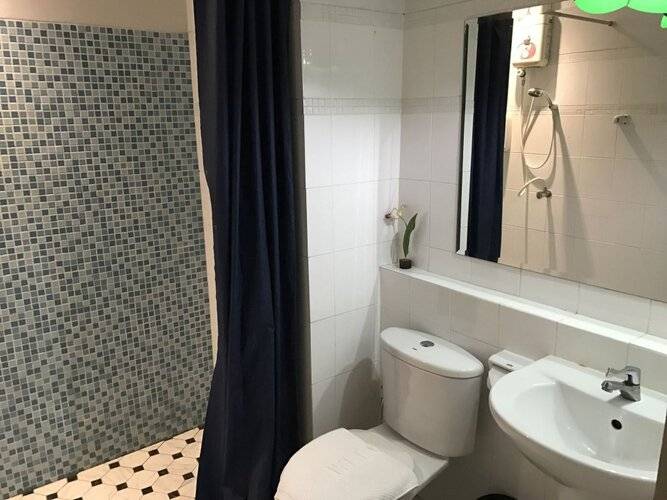 Sathorn Terrace Apartment