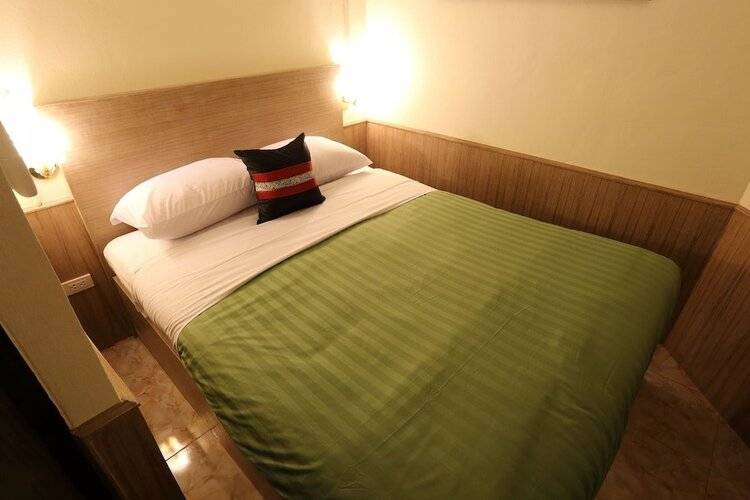 Sukhumvit 20 Hotel