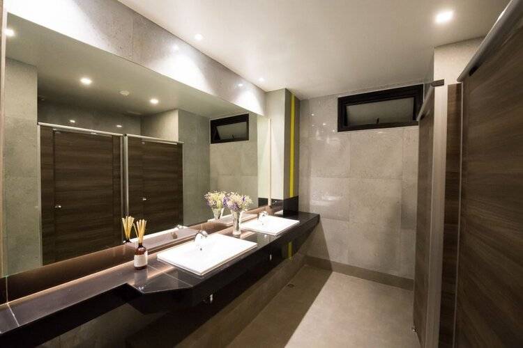 Tarawish Hotel