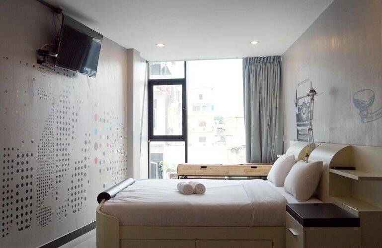 Secret Service Bed and Breakfast Hotel