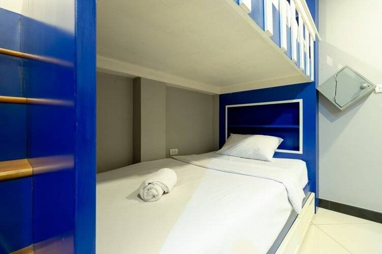 Secret Service Bed and Breakfast Hotel