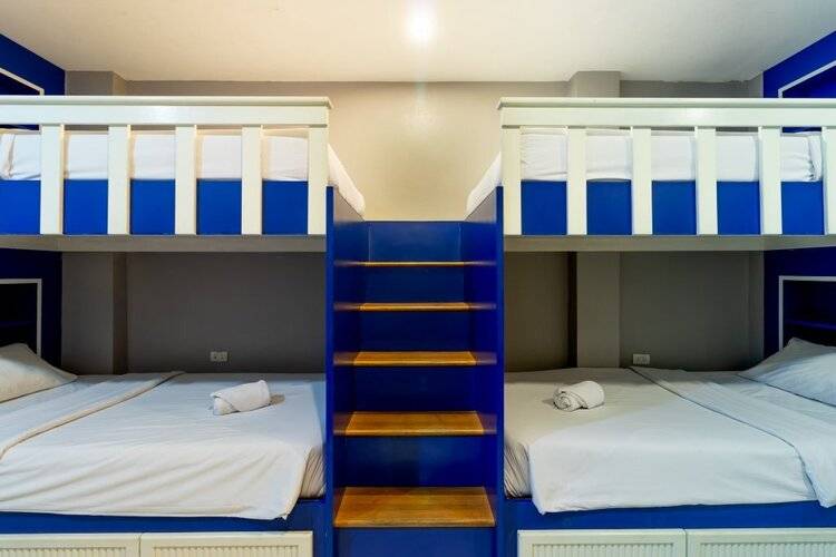 Secret Service Bed and Breakfast Hotel