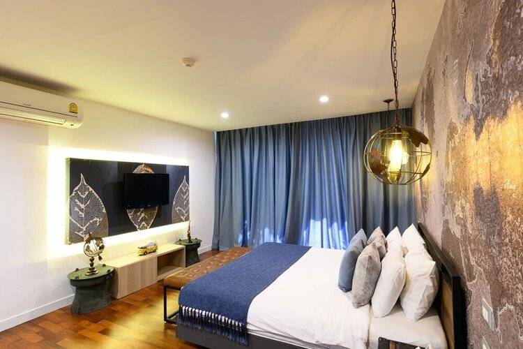 Benviar Tonson Residence