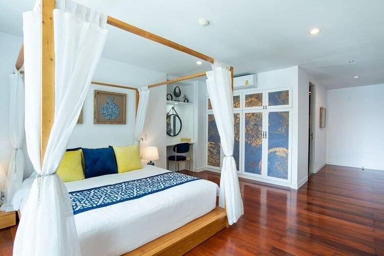 Benviar Tonson Residence