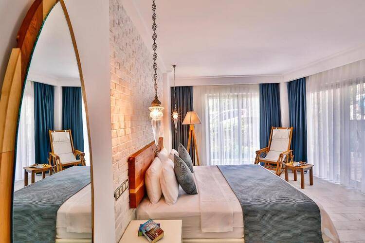 Arnna Hotel